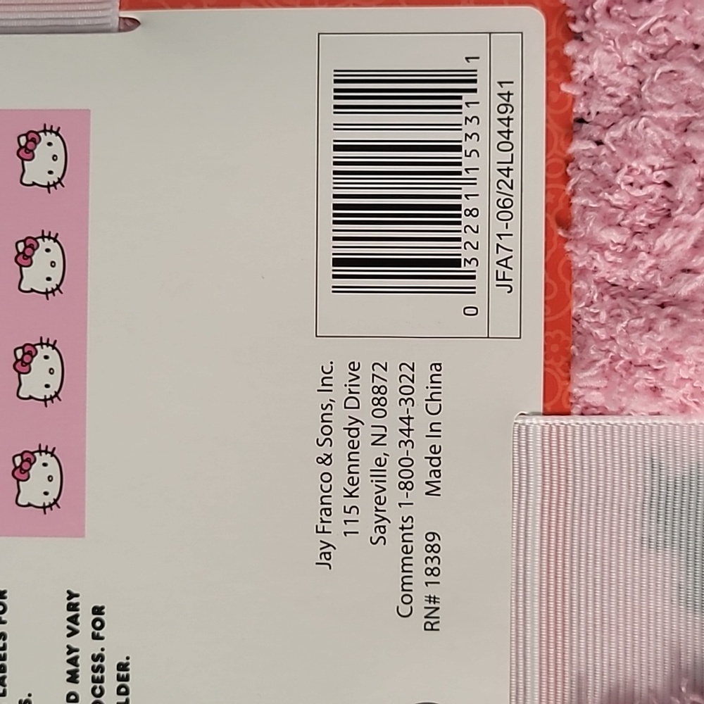 🎀 Hello Kitty Super Soft Throw - Picture 4 of 5